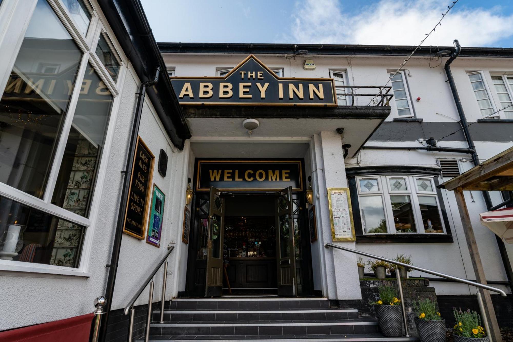 The Abbey Inn Пейсли Экстерьер фото