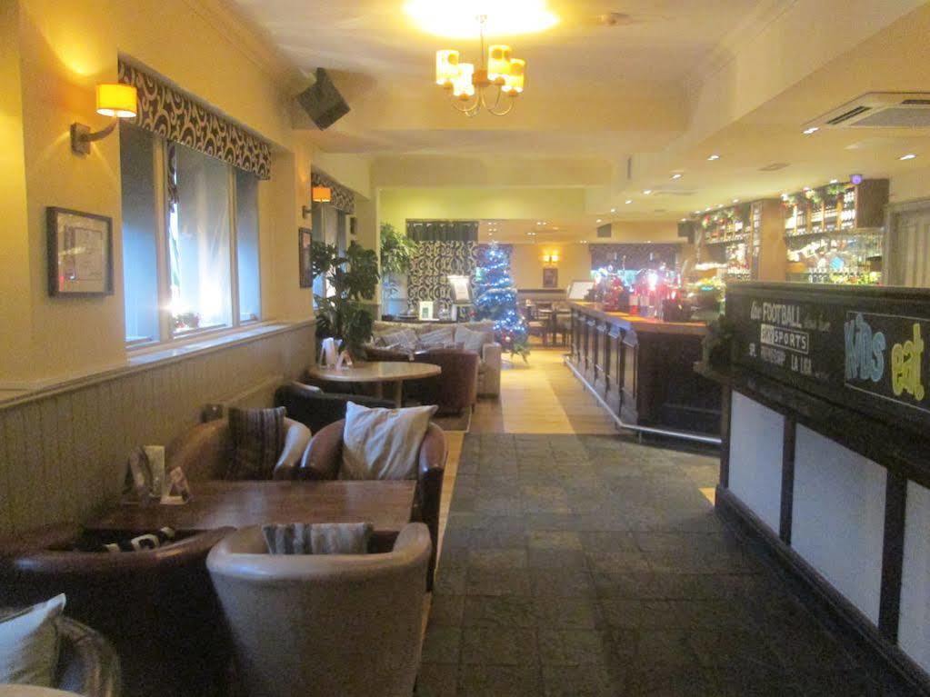 The Abbey Inn Пейсли Экстерьер фото