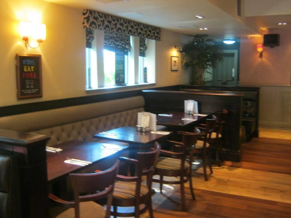The Abbey Inn Пейсли Экстерьер фото